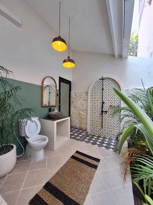 Villa Seminyak 3 Beds With Pool, Butler & Parking M5 Apartment
